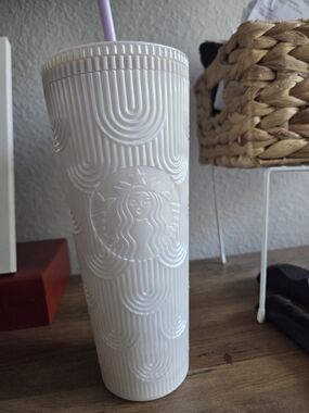 Starbucks White Textured Reusable Tumbler with Lilac Straw